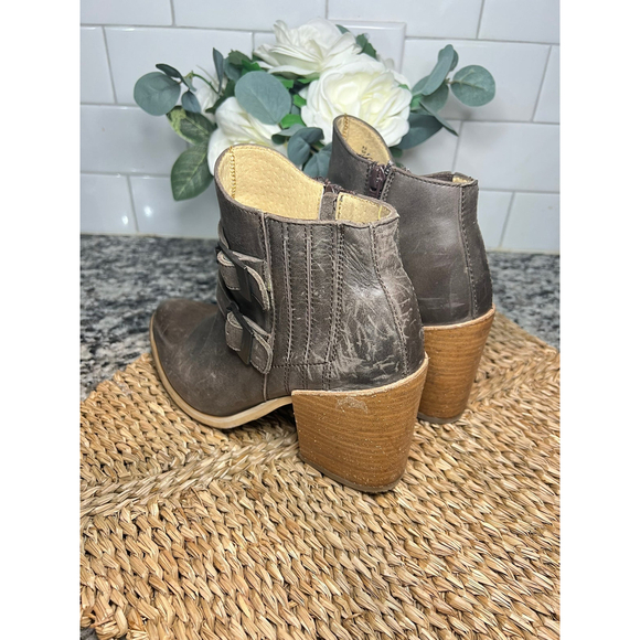 In moda leather boots size 6.5 - Picture 2 of 7